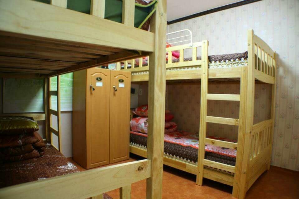 Goodstay Backpackers Gyeongju Guesthouse ภายนอก รูปภาพ